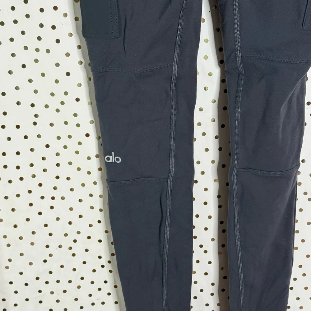 ALO Yoga charcoal alo